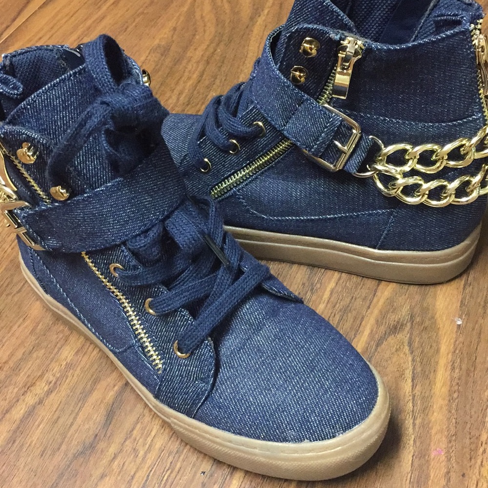 Mid top blue jean shoes